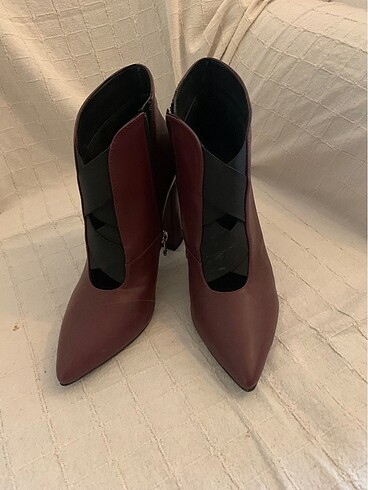 Elle Bordo Çizme