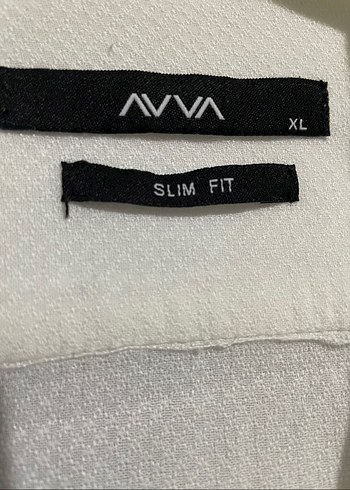 Beyaz Düğmeli Erkek Gömlek - Görsel 4