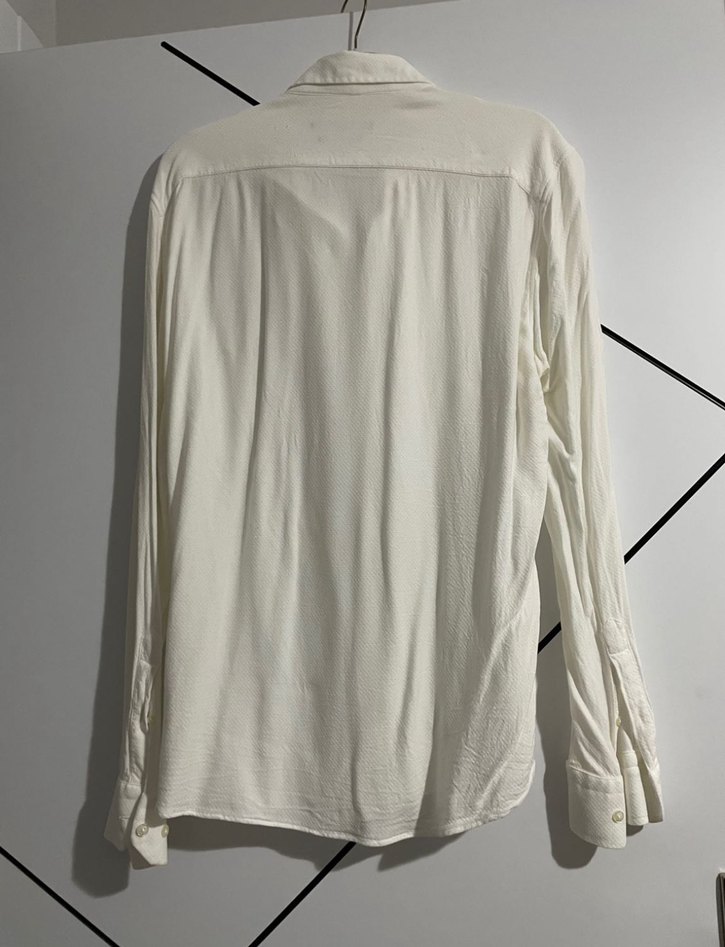 Beyaz Düğmeli Erkek Gömlek - Görsel 3