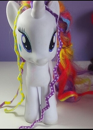 Pony tek boynuzlu at