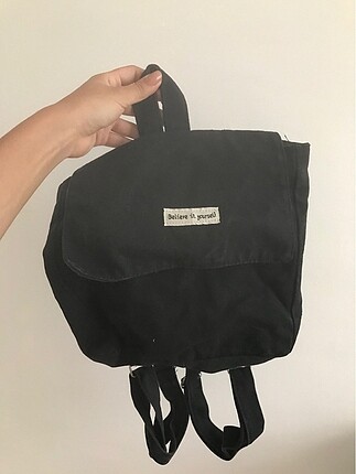 Siyah bez sırt çantası