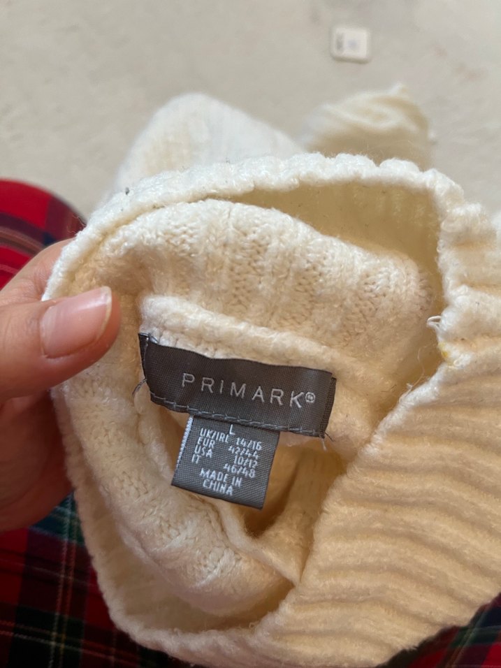 Beyaz Kadın Balıkçı Yaka Örgü Kazak - Görsel 2