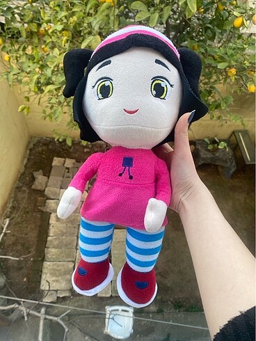 Leli peluş bebek yepyenidir orjinaldir mükemmel
