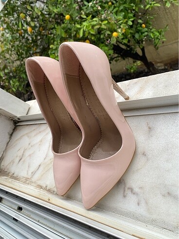 Pembe pudra stiletto topuklu ayakkabı mükemmel