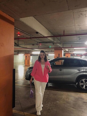 pembe gömlek