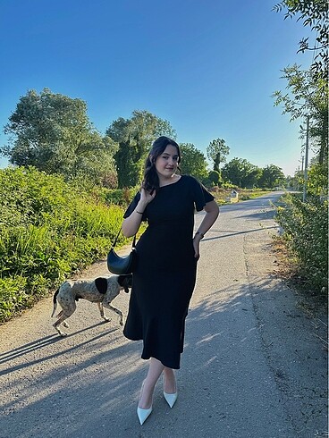 Trendyol & Milla siyah midi elbise