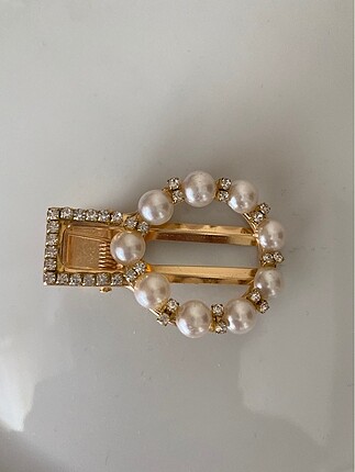 İncili oval toka