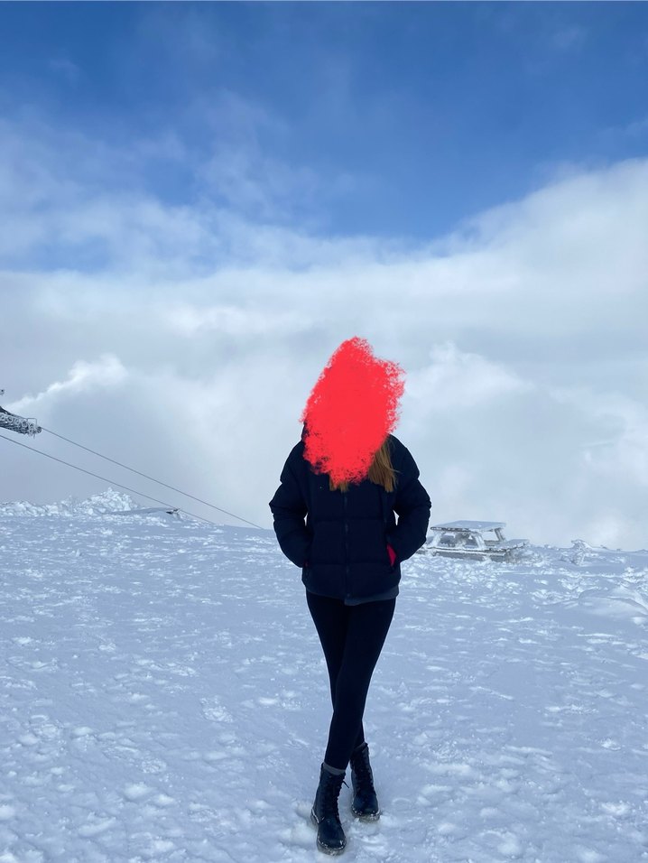 Kapşonlu Siyah Şişme Mont - Görsel 4