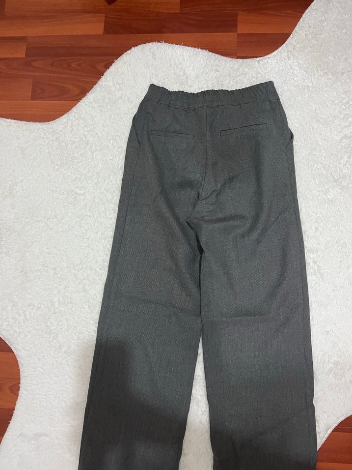 Gri Düğmeli Kadın Uzun Kumaş Pantolon - Görsel 3