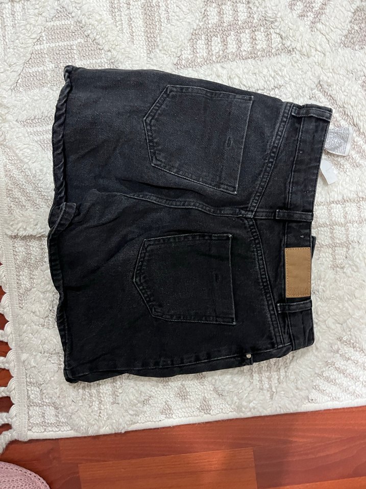 Kısa Yazlık Zara şort - Görsel 3