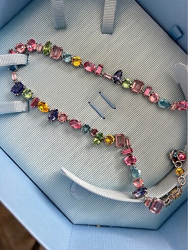 Beden çeşitli Renk Swarovski Gema Kolye