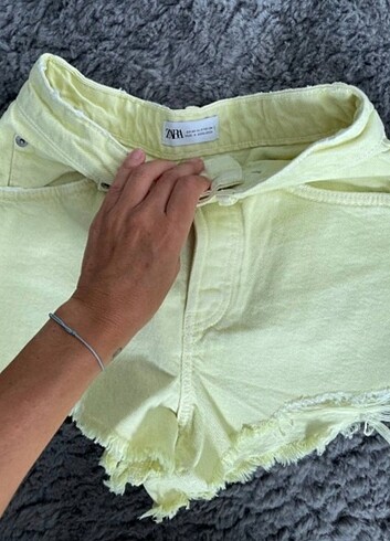 Zara mini şort