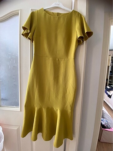 Yağ yeşili midi boy volanlı elbise - Görsel 4