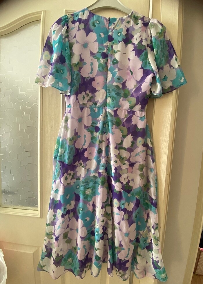 Çiçek desenli A kesim midi elbise - Görsel 4