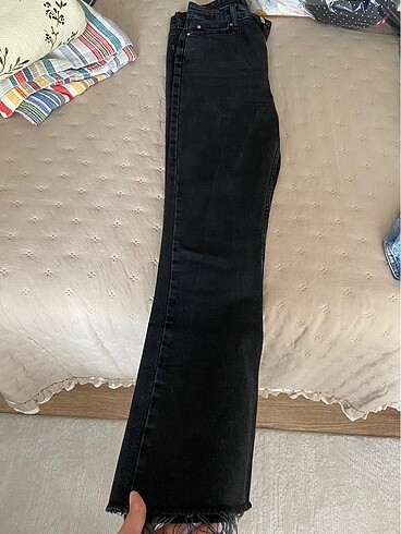 Kadın flare kesik paça jean - Görsel 4