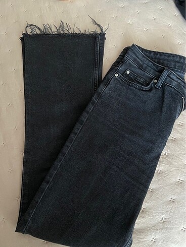 Kadın flare kesik paça jean - Görsel 3