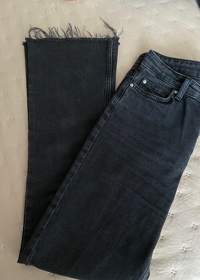 Kadın flare kesik paça jean - Görsel 3