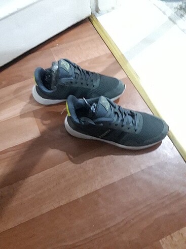 Kinetix spor ayakkabı 