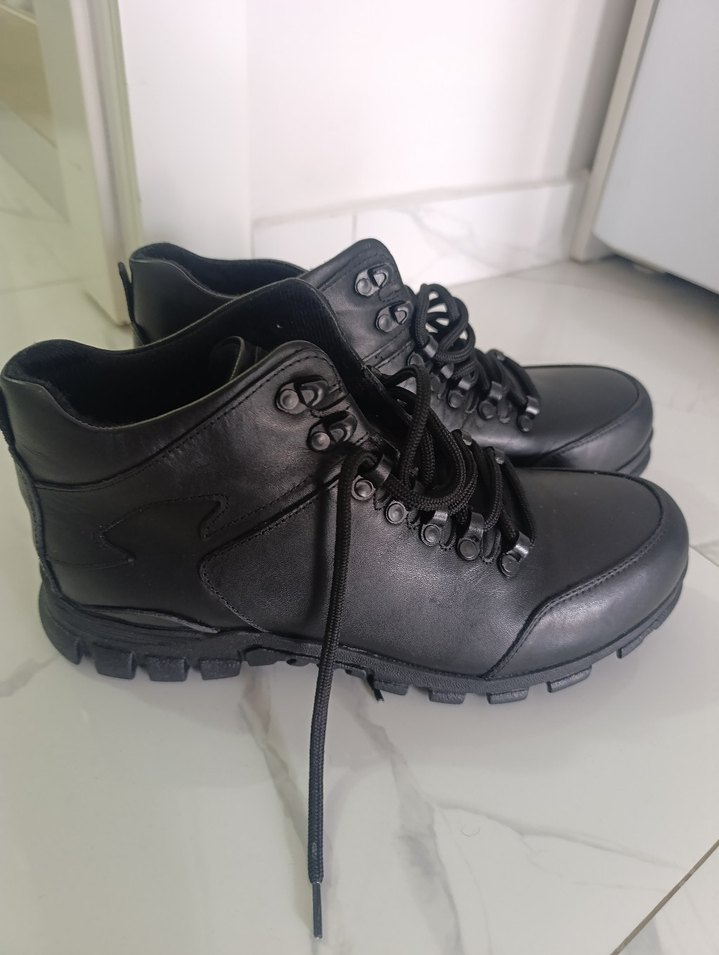 Caprito marka siyah bağcıklı erkek bot - Görsel 3