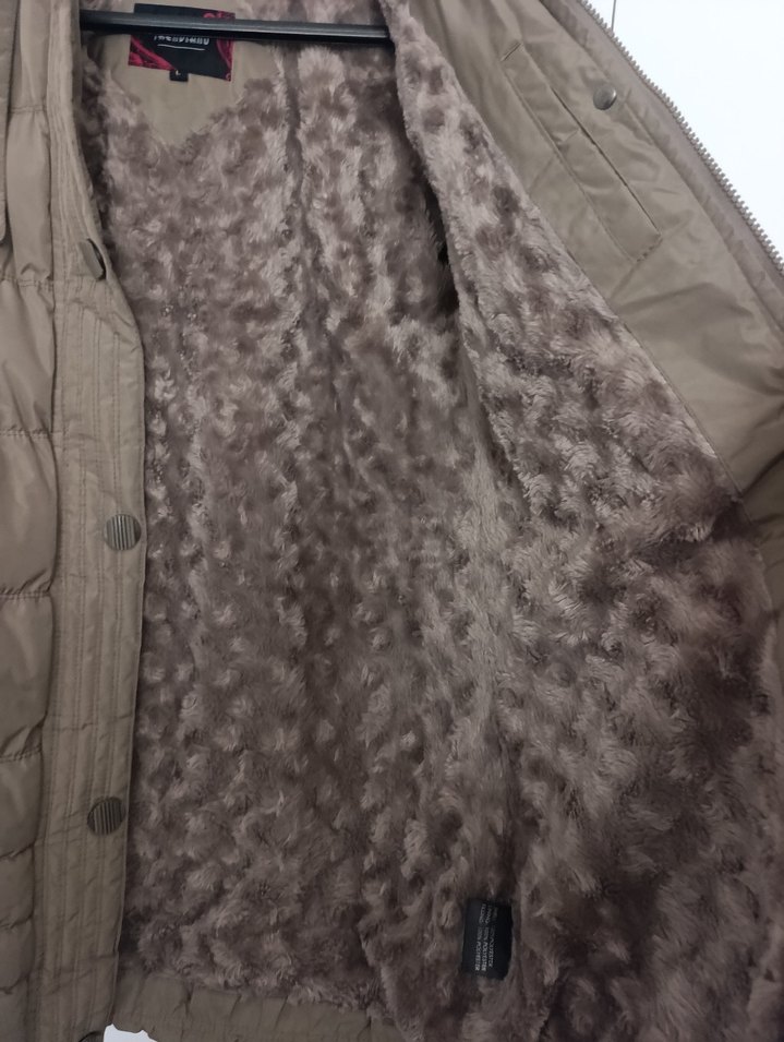 Bej Düğmeli Kadın Kışlık Mont - Görsel 3