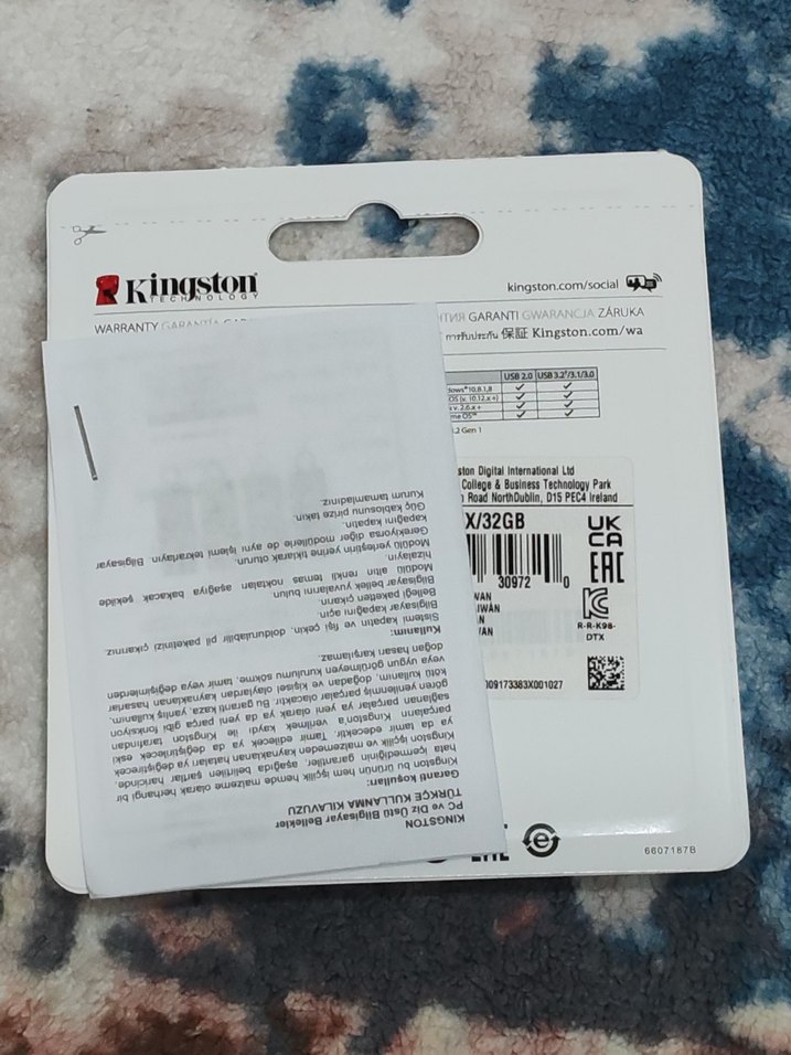 Sıfır Kingston DataTraveler Exodia 32GB USB 3.2 Flash Bellek - Görsel 2