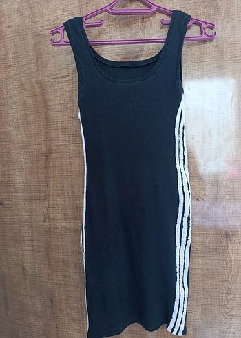 Trendyol & Milla Siyah Yanları Çizgili Mini Spor Elbise