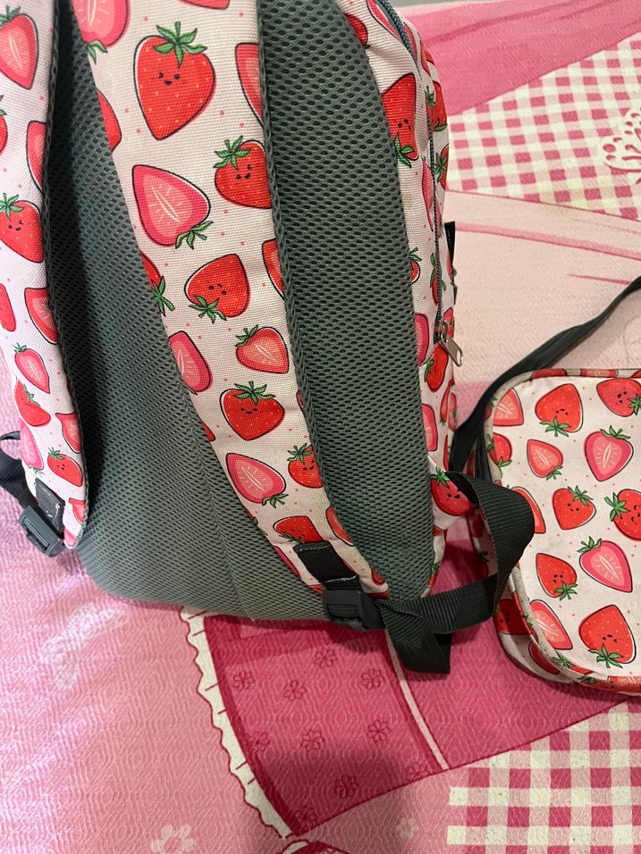 Çilek Desenli Pembe Çocuk Sırt Çantası Seti - Görsel 3