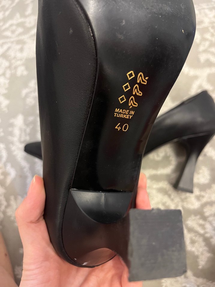 Siyah Deri Stiletto - Görsel 4