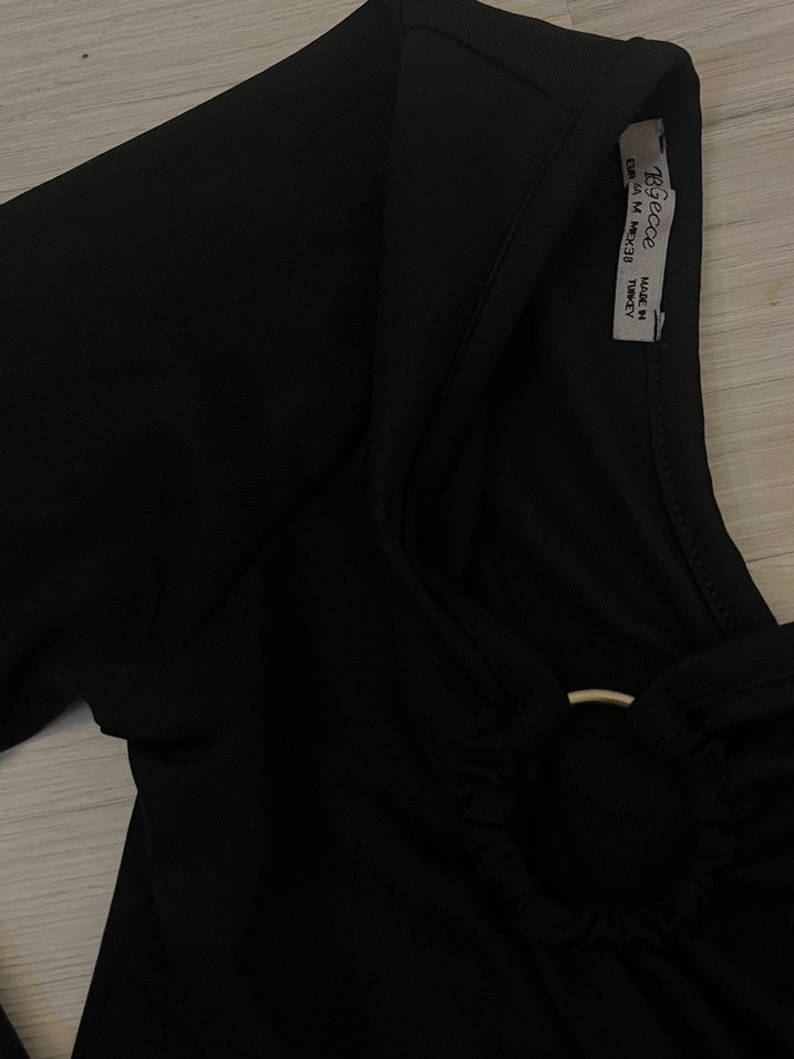 V Yaka Drapeli Siyah Mini Bluz - Görsel 3