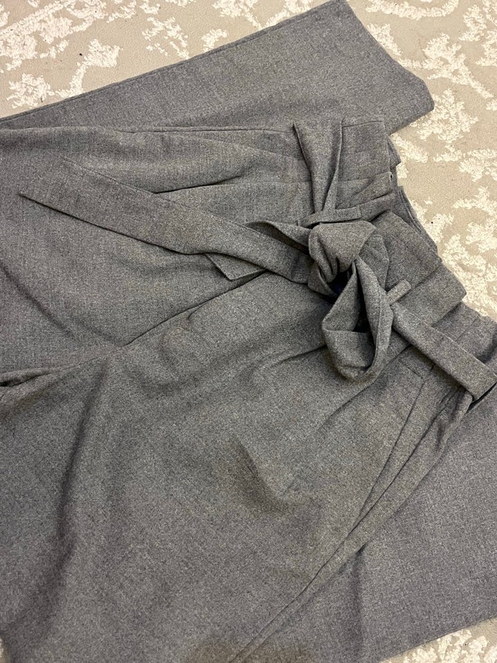 Gri Kemerli Kadın Pantolon - Görsel 3