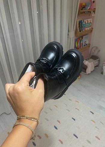 Zara Zara kız çocuk bot