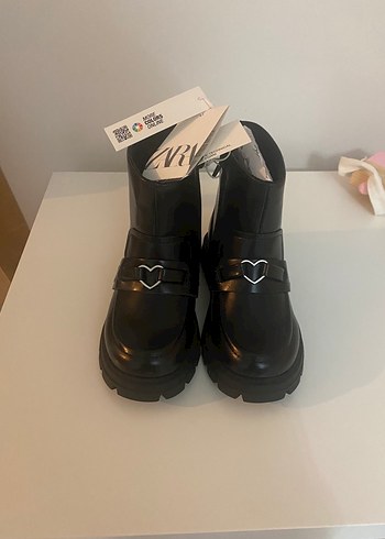 Zara kız çocuk bot