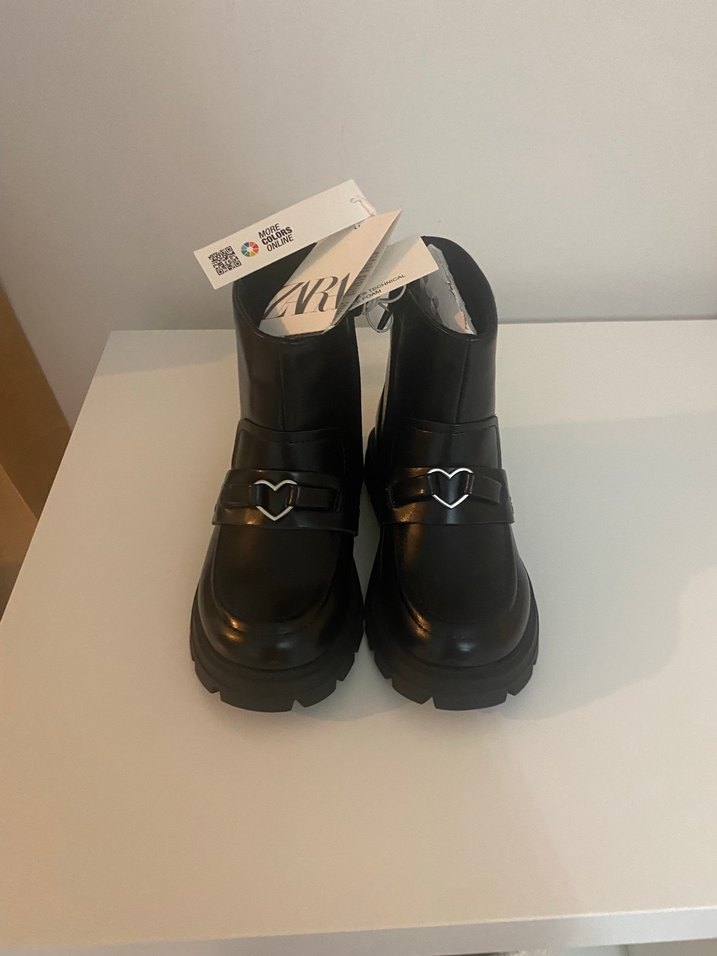 Zara kız çocuk etiketli bot - Görsel 3