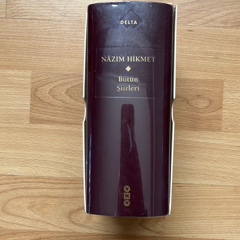 Nazım Hikmet Bütün Şiirleri 21. Baskı YKY - Görsel 2