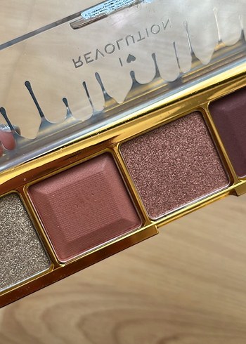 I  Revolution Milk Chocolate Far Paleti - Görsel 5