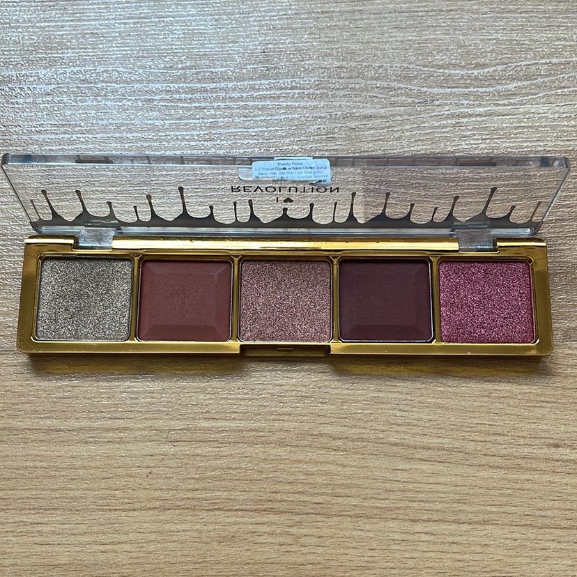 I  Revolution Milk Chocolate Far Paleti - Görsel 2