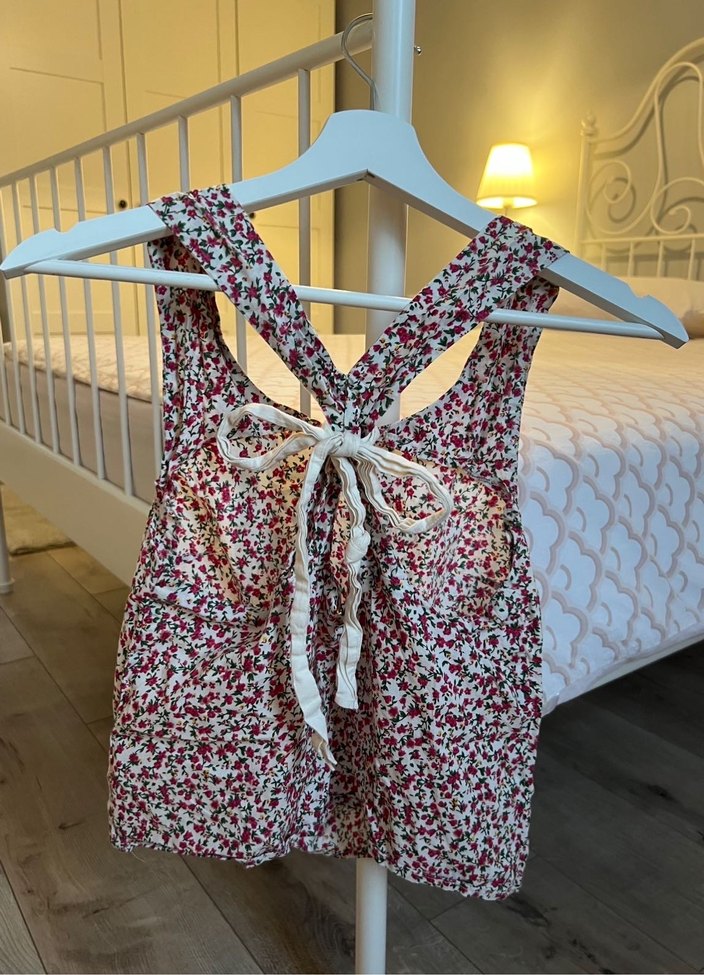 Bordo Çiçek Desenli Askılı Salaş Bluz - Görsel 2