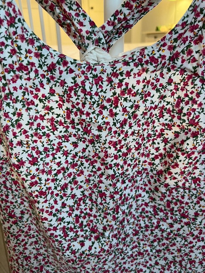 Bordo Çiçek Desenli Askılı Salaş Bluz - Görsel 4