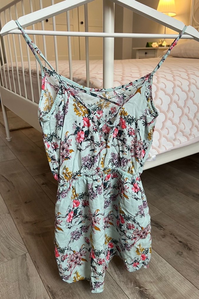 Turkuaz Çiçek Desenli Kısa Tulum - Görsel 2