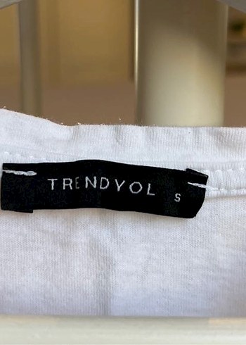 Beyaz Baskılı Kısa Kollu Tişört - Görsel 3