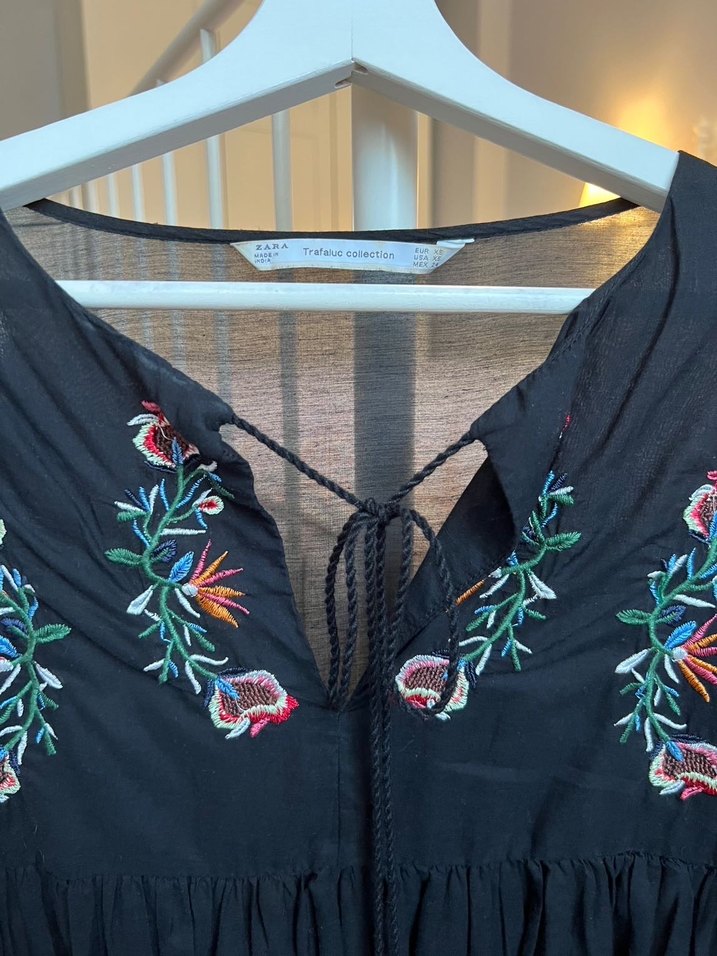 Nakış Detaylı Siyah Bohem Uzun Kollu Bluz - Görsel 3