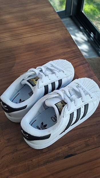 Adidas Superstar 