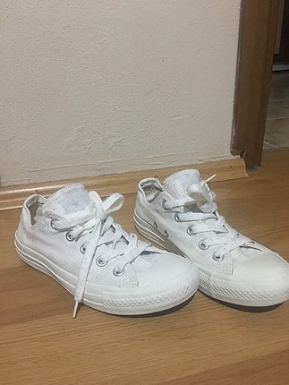 36 Beden beyaz Renk Converse spor ayakkabı