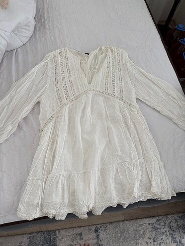 Zara Zara model nakışlı beyaz elbise 76 cm