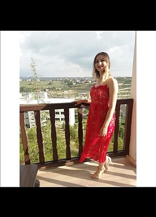 H&M Kırmızı kısa dantelli elbise