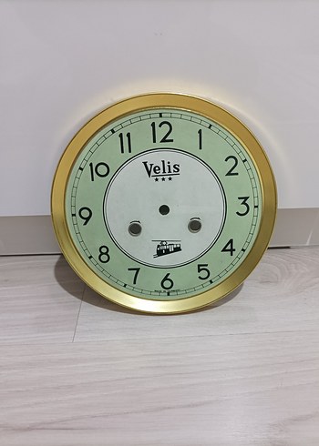 VELİS KADRAN