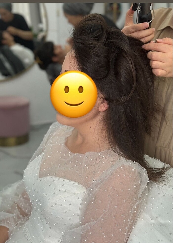 Tasarım inci işlemeli gelinlik - Görsel 3