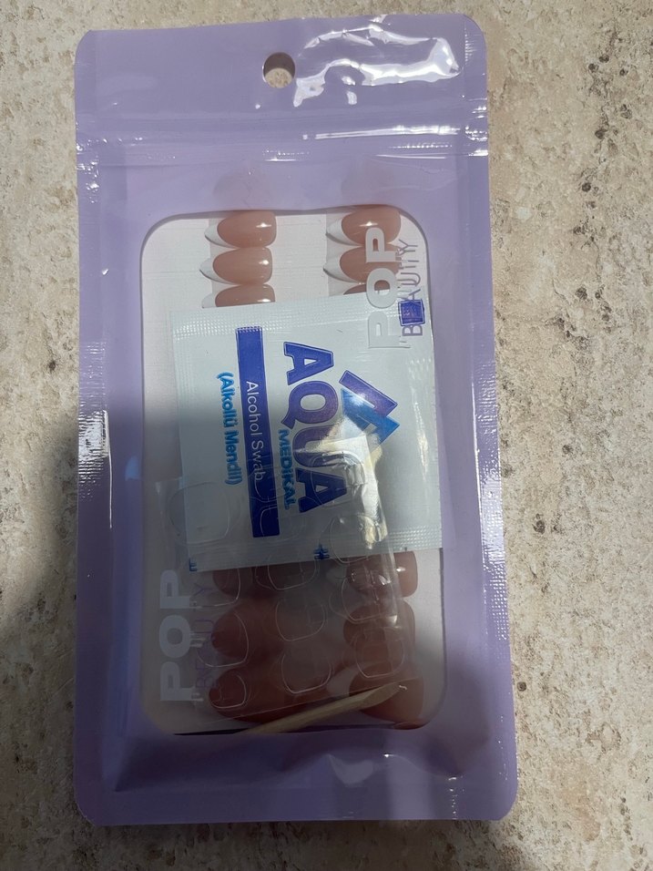 POP Beauty Pembe Takma Tırnak Seti - Görsel 2