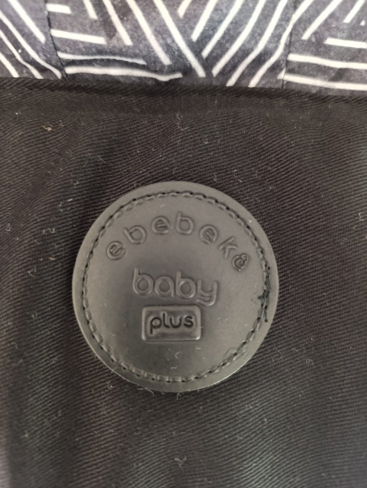 Siyah Bebek Taşıyıcı - Görsel 2