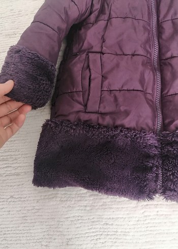 Kız Çocuk Mor Kürklü Kapüşonlu Mont - Görsel 3